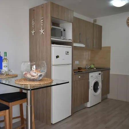 Caleta Puerta Del Sol Apartment